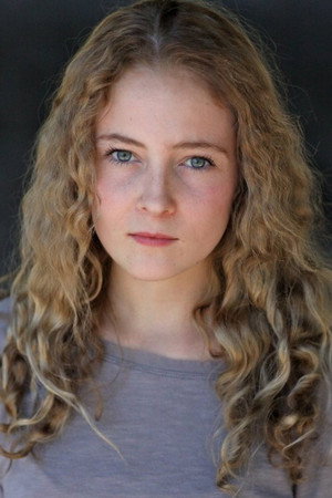 Mia Stallard portrait