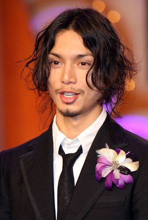 Hiro Mizushima portrait