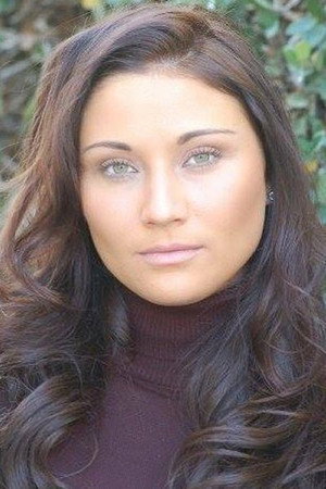 Stephanie Leon portrait