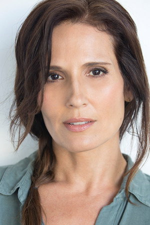 Lisa Roumain portrait