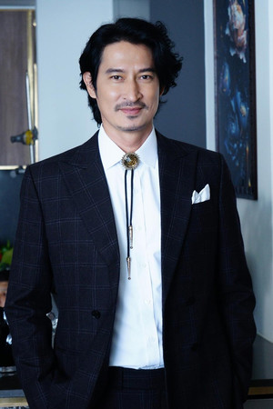 Huy Khánh portrait