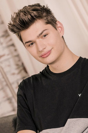 Ben Stolar portrait