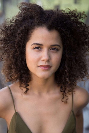 Kirsty Marillier portrait