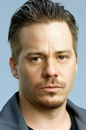Michael Raymond-James portrait