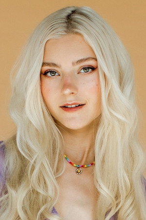 Eva Elfie portrait