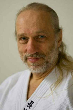 Steve Osada portrait