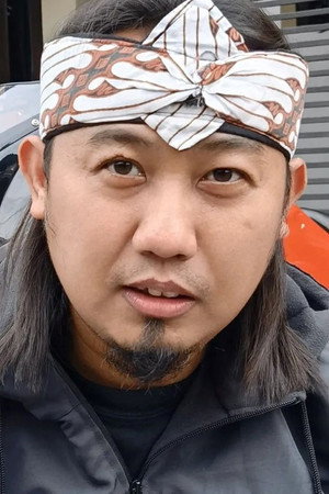 Ade Jigo portrait