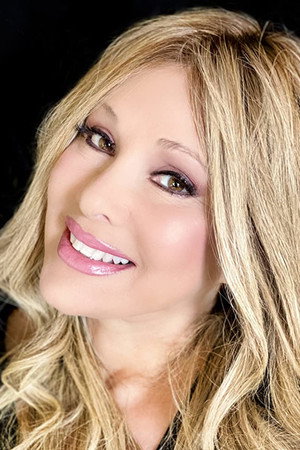 Rhonda Shear portrait