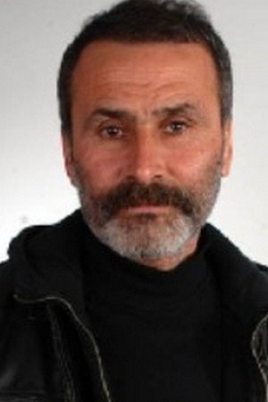Suat Oktan portrait