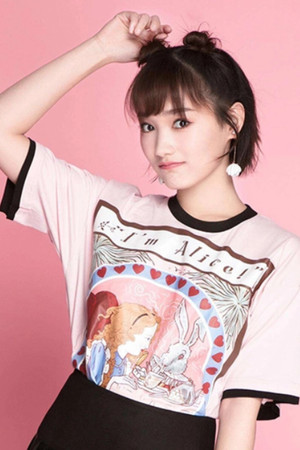 Hong Jianing portrait