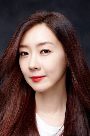 Yoo Ji-yeon portrait