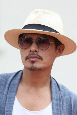 Joey Daud portrait