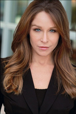 Jamie Luner portrait