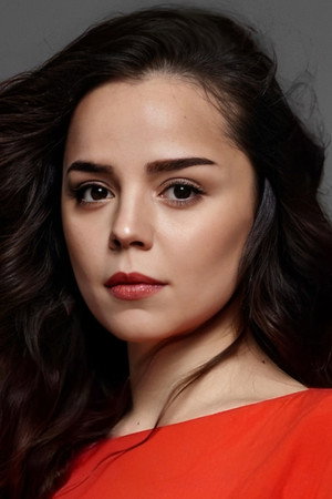 Pelin Ermiş portrait