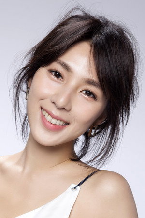 Zaizai Lin portrait