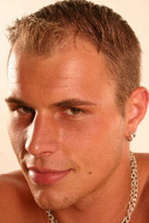 Leny Ewil portrait