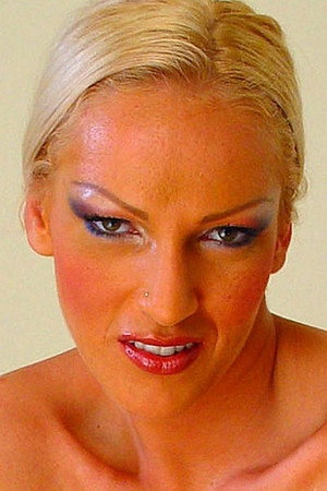 Judy Blond portrait