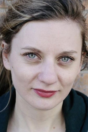 Julie Duclos portrait