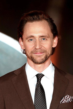 Tom Hiddleston portrait
