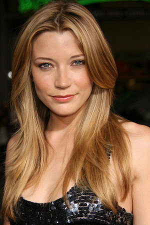 Sarah Roemer portrait