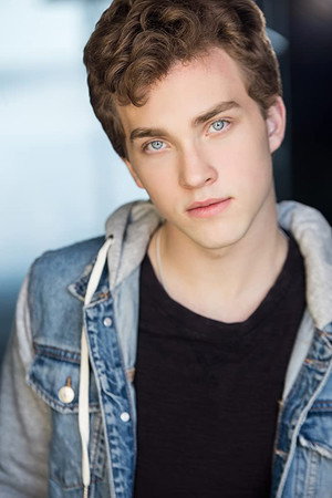Jordan Elsass portrait