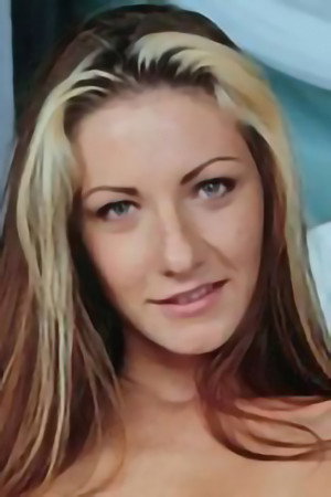 Alyssa Love portrait