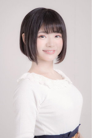 Moe Kahara portrait