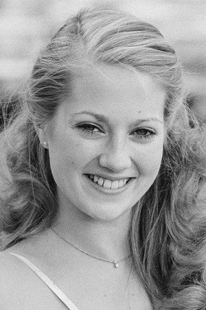 Tracey Childs portrait
