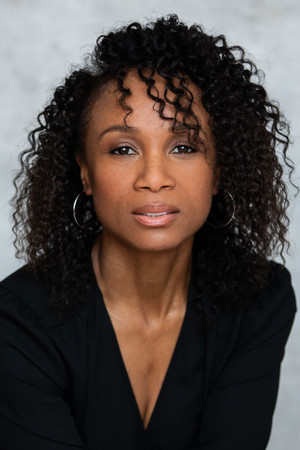Kattia Thony portrait
