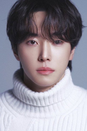 Lee Tae-hee portrait