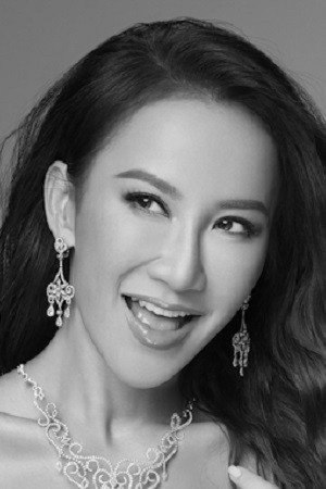 CoCo Lee portrait
