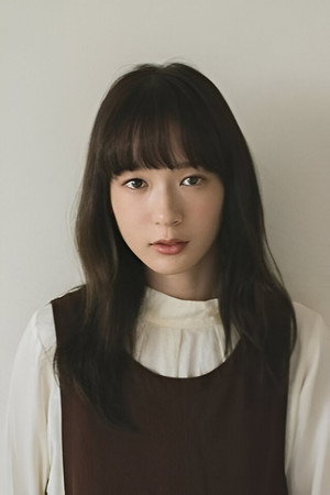 Moeka Hoshi portrait