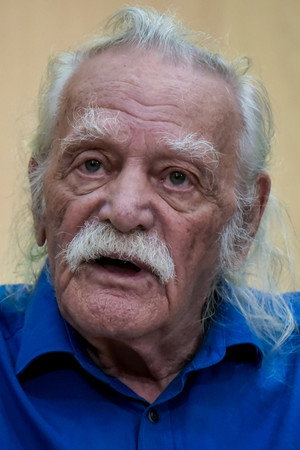 Manolis Glezos portrait
