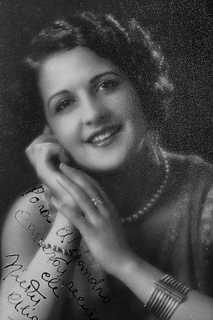 Nieves Aliaga portrait