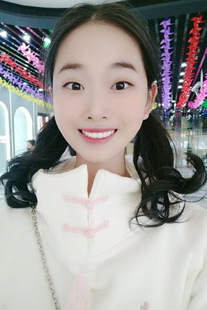 Haiting Cai portrait