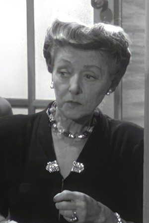 Nina Myral portrait
