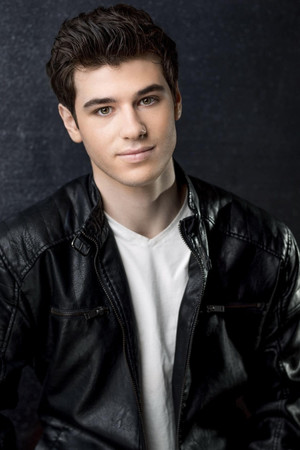 Oscar Chark portrait