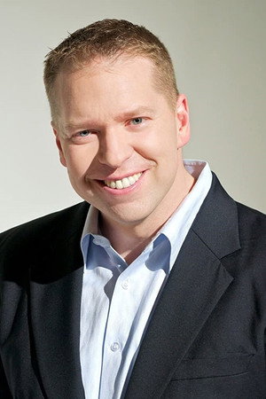 Gary Owen portrait