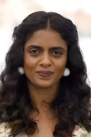 Kani Kusruti portrait