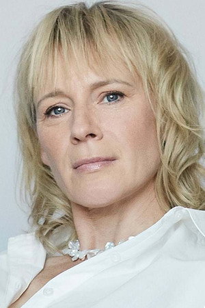 Iben Hjejle portrait