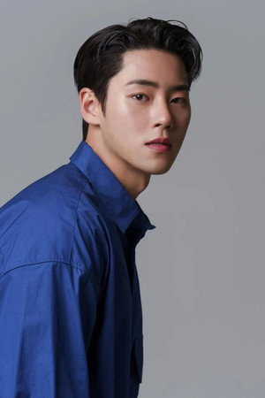 Han Jung-wan portrait