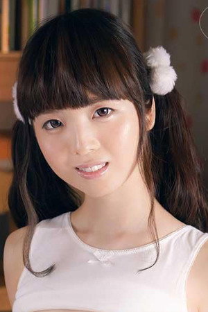 Ami Wakatsuki portrait