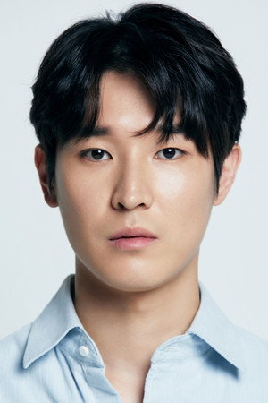 Woo Ji-hyun portrait