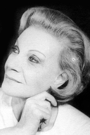 Márcia Real portrait