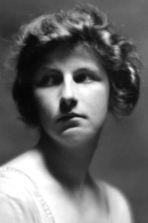 Doris Arnold portrait