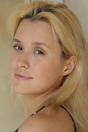 Angel Jolie portrait