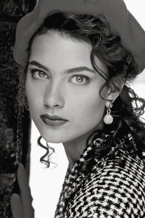 Shalom Harlow portrait