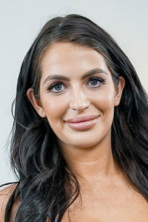 Alexa Payne portrait