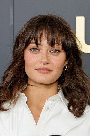 Ella Purnell portrait