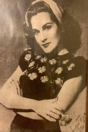 Olga Jiménez portrait